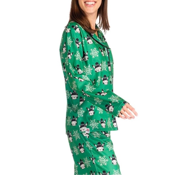 NWT Women’s Pikachu Flannel Pajama Set | sizes XS & S - Picture 3 of 9